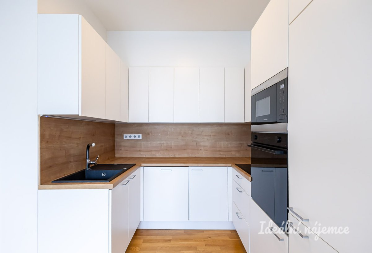 Pronájem bytu 2+kk, Zenklova, Libeň, 53 m2