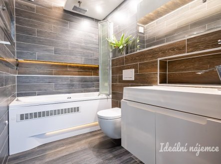 Pronájem bytu, 2+kk, 80 m²