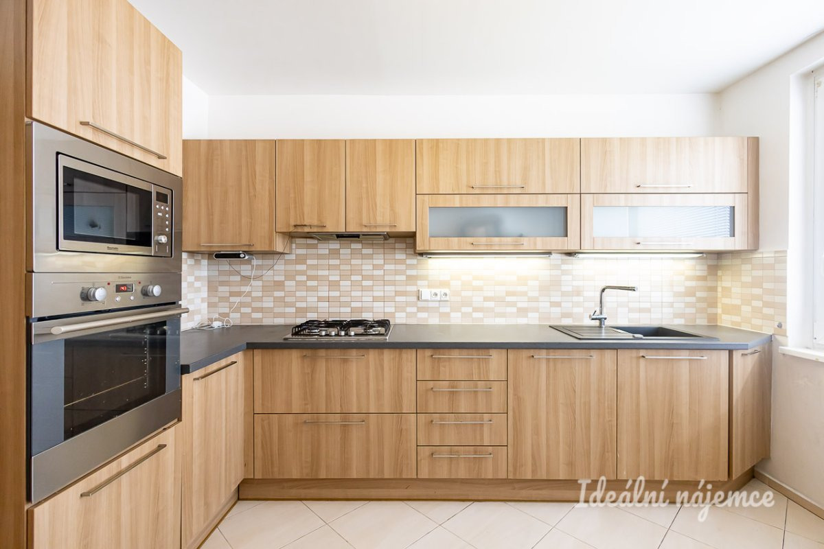 Pronájem bytu 3+1, Levského, Modřany, 75 m2