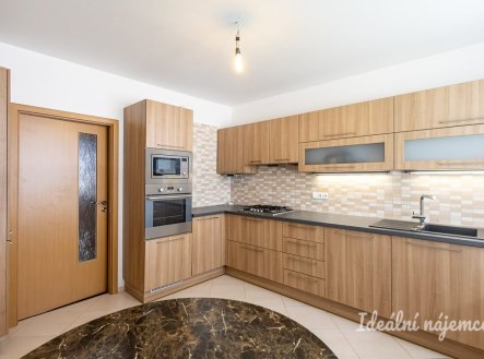 Pronájem bytu, 3+1, 75 m²