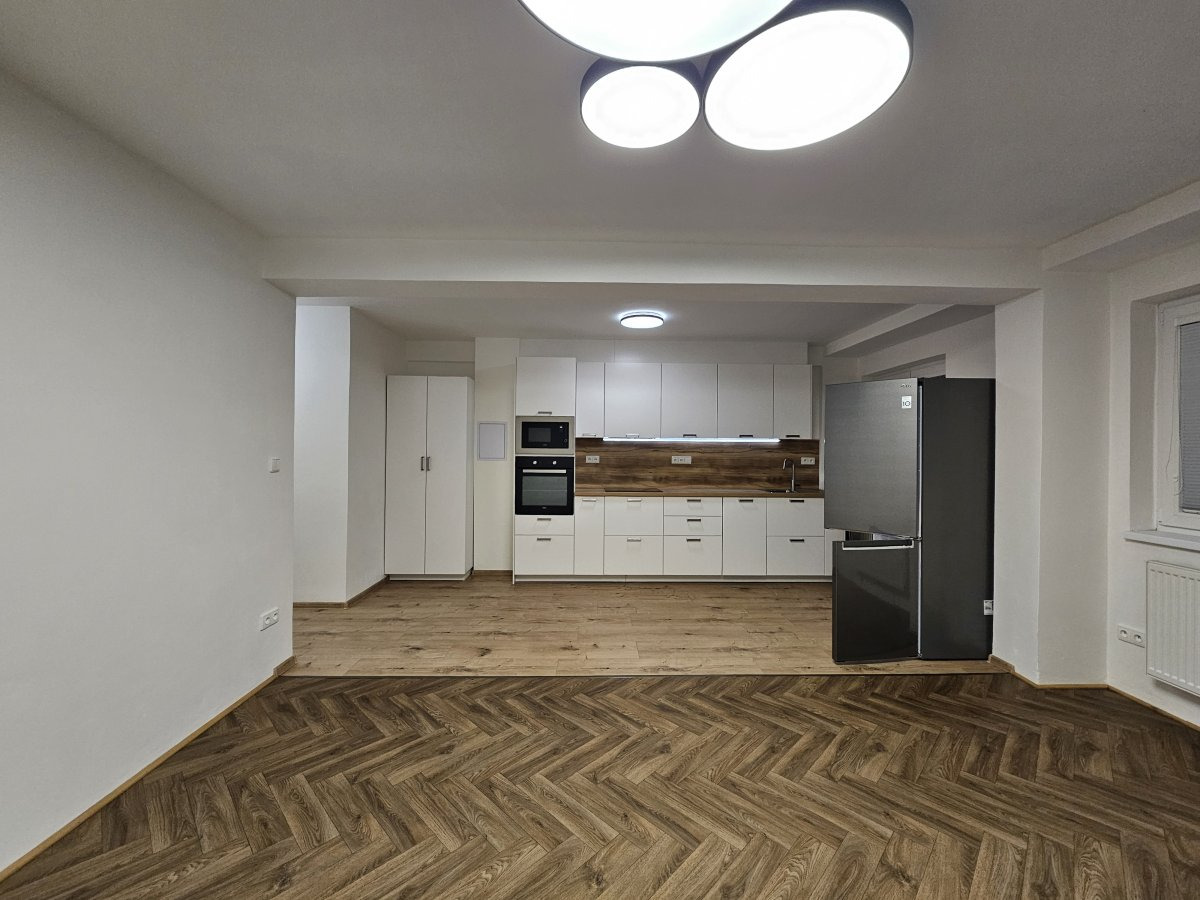 Pronájem bytu 2+1, Vítězná, Kladno, 56 m2