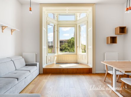 Pronájem bytu, 3+kk, 94 m²