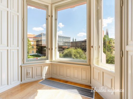 Pronájem bytu, 3+kk, 94 m²