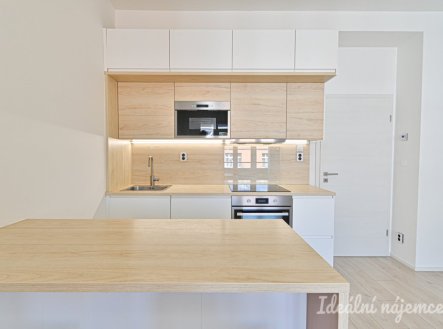Pronájem bytu, 1+kk, 28 m²