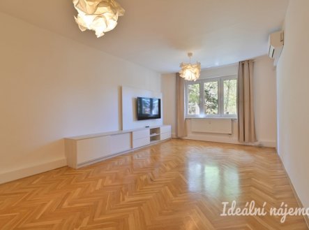 Pronájem bytu, 3+1, 102 m²