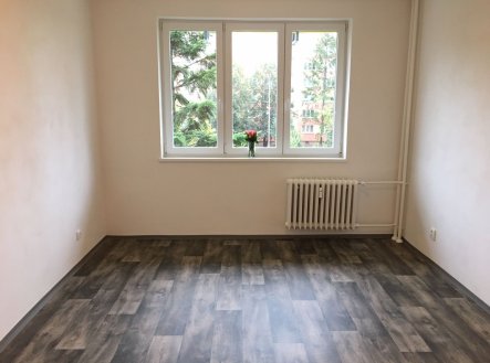 Pronájem bytu, 1+1, 38 m²