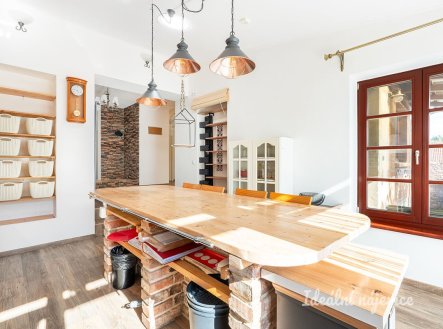 Pronájem bytu, 3+1, 100 m²