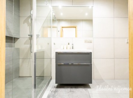 Pronájem bytu, 2+kk, 56 m²