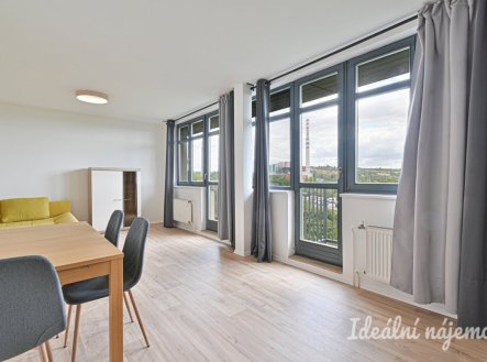 Pronájem bytu, 2+kk, 73 m²