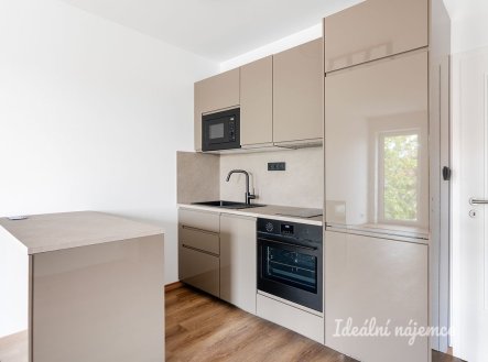 Pronájem bytu, 1+kk, 36 m²