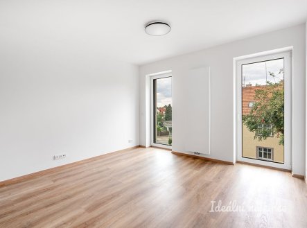 Pronájem bytu, 1+kk, 36 m²