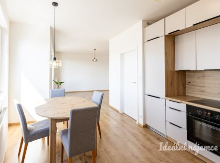 Pronájem bytu, 2+kk, 55 m²