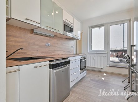 Pronájem bytu, 2+kk, 47 m²