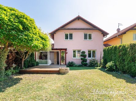 Pronájem domu/vily, 141 m²