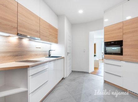 Pronájem bytu, 1+kk, 39 m²