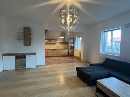 Pronájem bytu, 3+kk, 89 m²