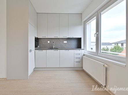 Pronájem bytu, 2+kk, 34 m²