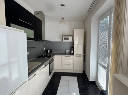 Pronájem bytu, 2+1, 55 m²