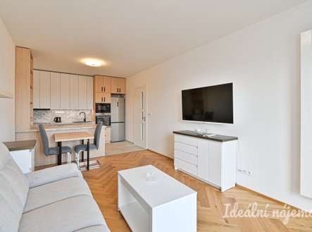 Pronájem bytu, 2+kk, 69 m²