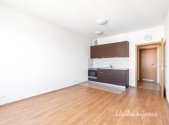 Pronájem bytu, 1+kk, 32 m²