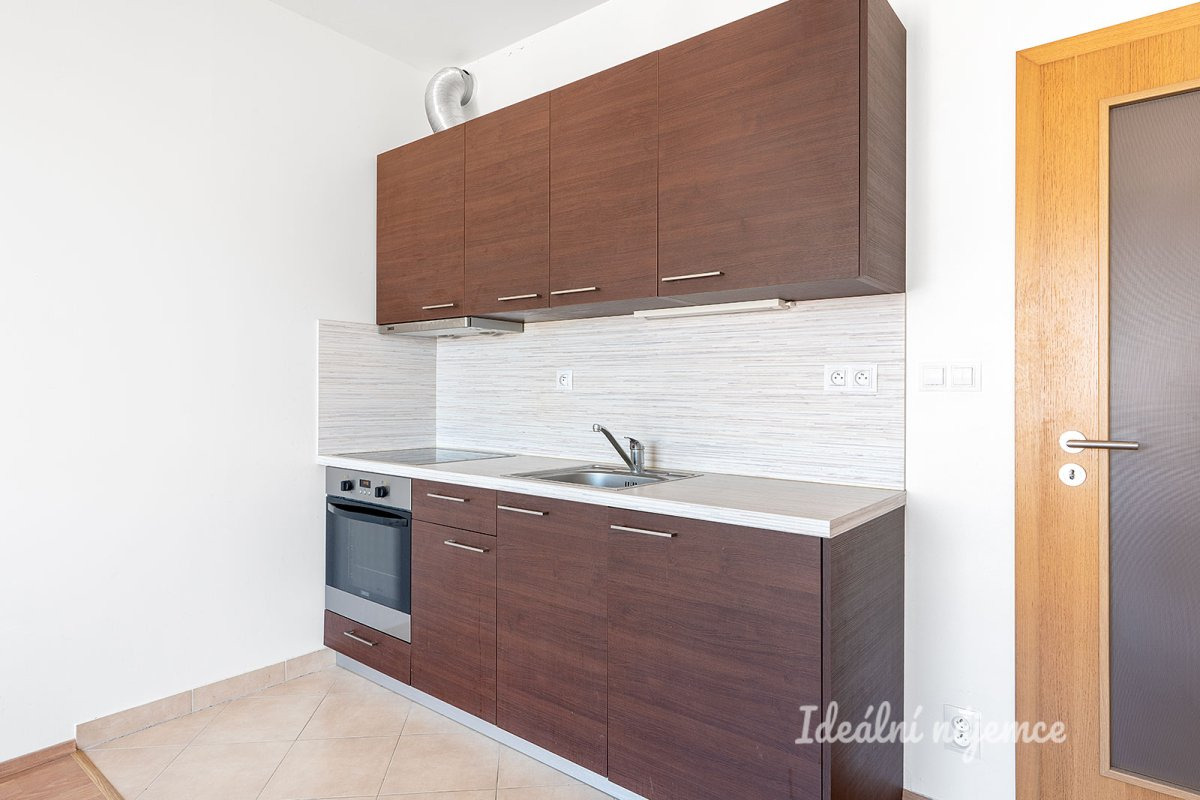 Pronájem bytu 1+kk, Prušánecká, Zličín, 32 m2