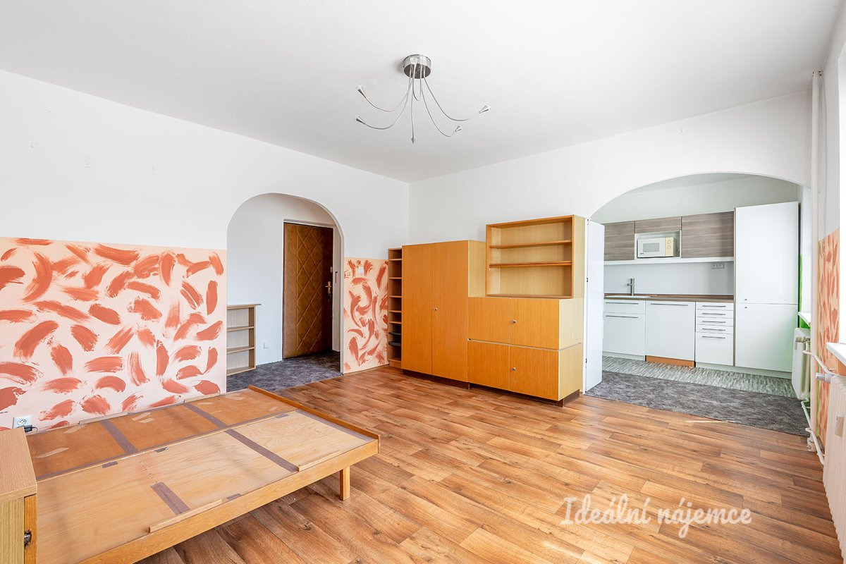 Pronájem bytu 1+1, Tunelářů, Zbraslav, 18000 Kč/měs, 47 m2