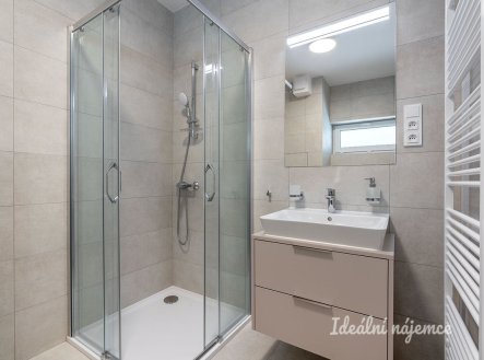 Pronájem bytu, 1+kk, 34 m²