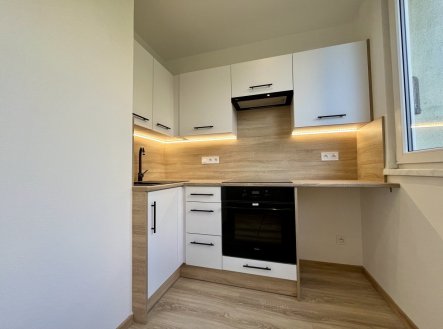 Pronájem bytu, 2+1, 55 m²