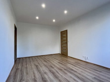 Pronájem bytu, 2+1, 55 m²