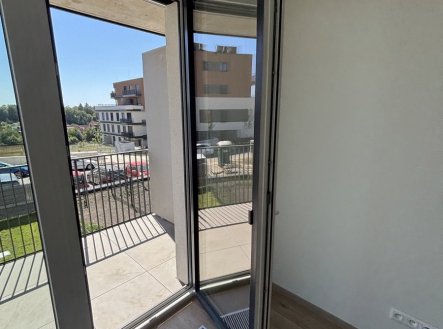 Pronájem bytu, 1+kk, 33 m² obrázek