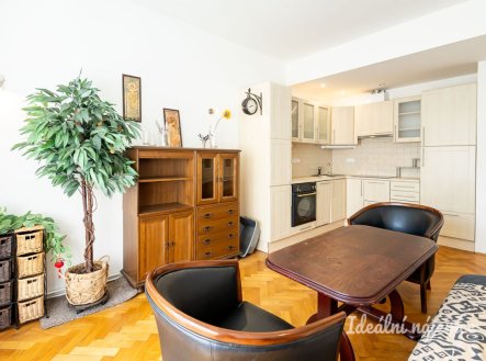 Pronájem bytu, 2+kk, 43 m²