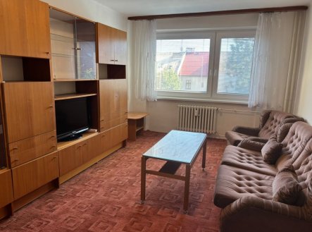 Pronájem bytu, 2+1, 48 m²