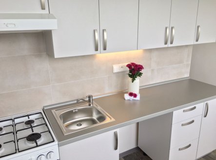 Pronájem bytu, 1+1, 35 m²