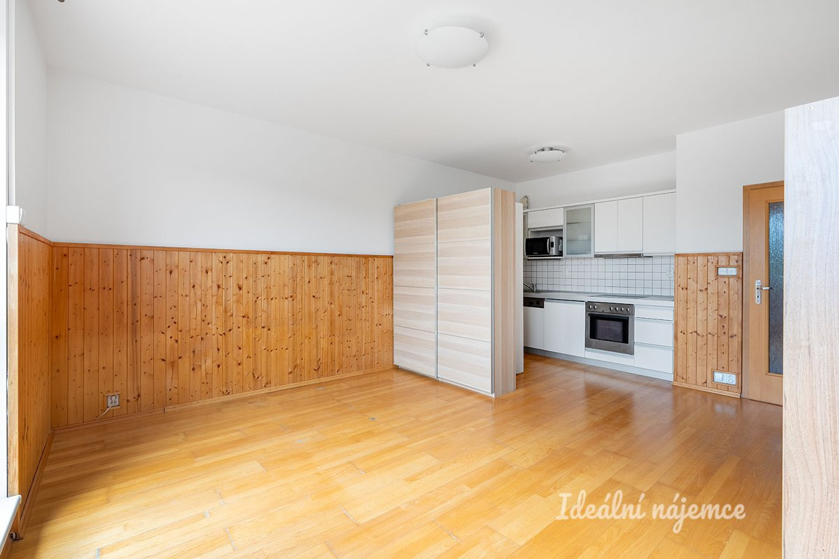 Pronájem bytu 2+kk, Muškova, Kunratice, 21 900 Kč/měs, 52 m2