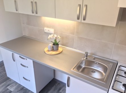 Pronájem bytu, 1+1, 40 m²