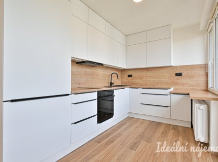 Pronájem bytu, 3+kk, 73 m²