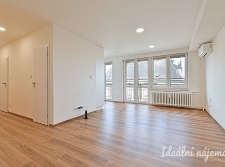 Pronájem bytu, 3+kk, 73 m²