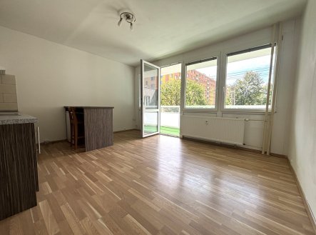 Pronájem bytu, 1+kk, 27 m²