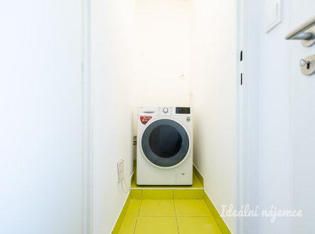 Pronájem bytu, 2+1, 58 m²