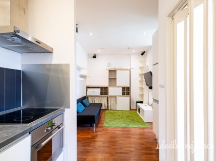 Pronájem bytu, 2+1, 46 m²