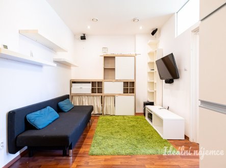 Pronájem bytu, 2+1, 46 m²