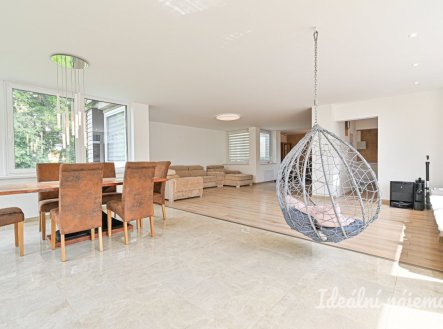 Pronájem bytu, 5+kk, 140 m²