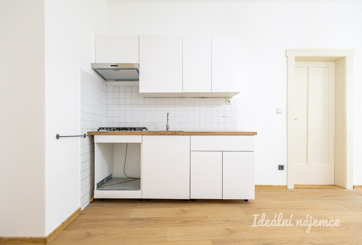 Pronájem bytu 2+kk, Prouzova, Vysočany, 52 m2