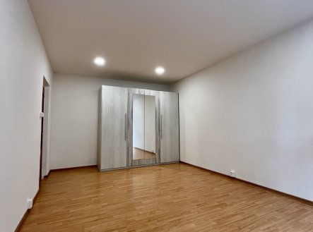 Pronájem bytu, 2+1, 54 m²