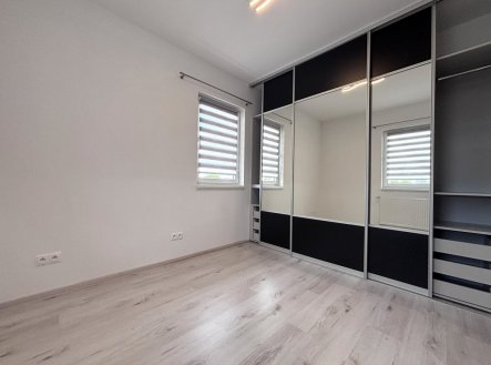 Pronájem bytu, 2+kk, 40 m²