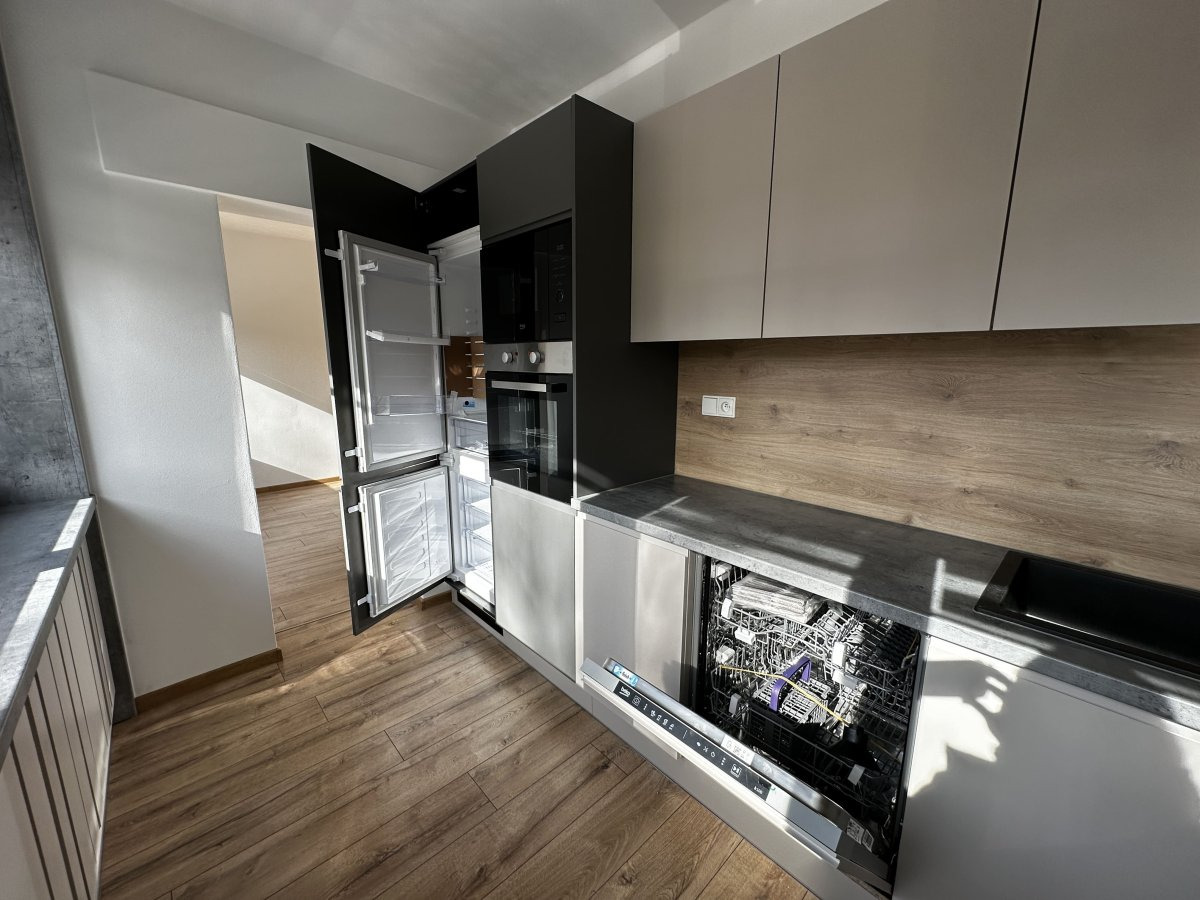 Pronájem bytu 2+1, Bulharská, Poruba,  14000/měs, 50 m2