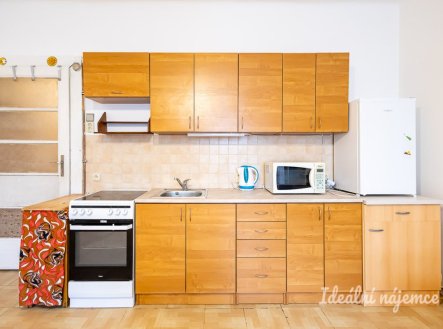 Pronájem bytu, 1+kk, 30 m²