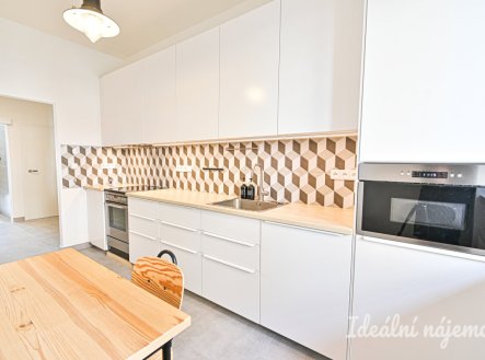 Pronájem bytu, 3+1, 76 m²