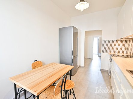 Pronájem bytu, 3+1, 76 m²