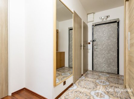 Pronájem bytu, 2+kk, 45 m²